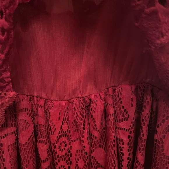 NWT. Red Lace short - mini dress in Medium. - Picture 5 of 7